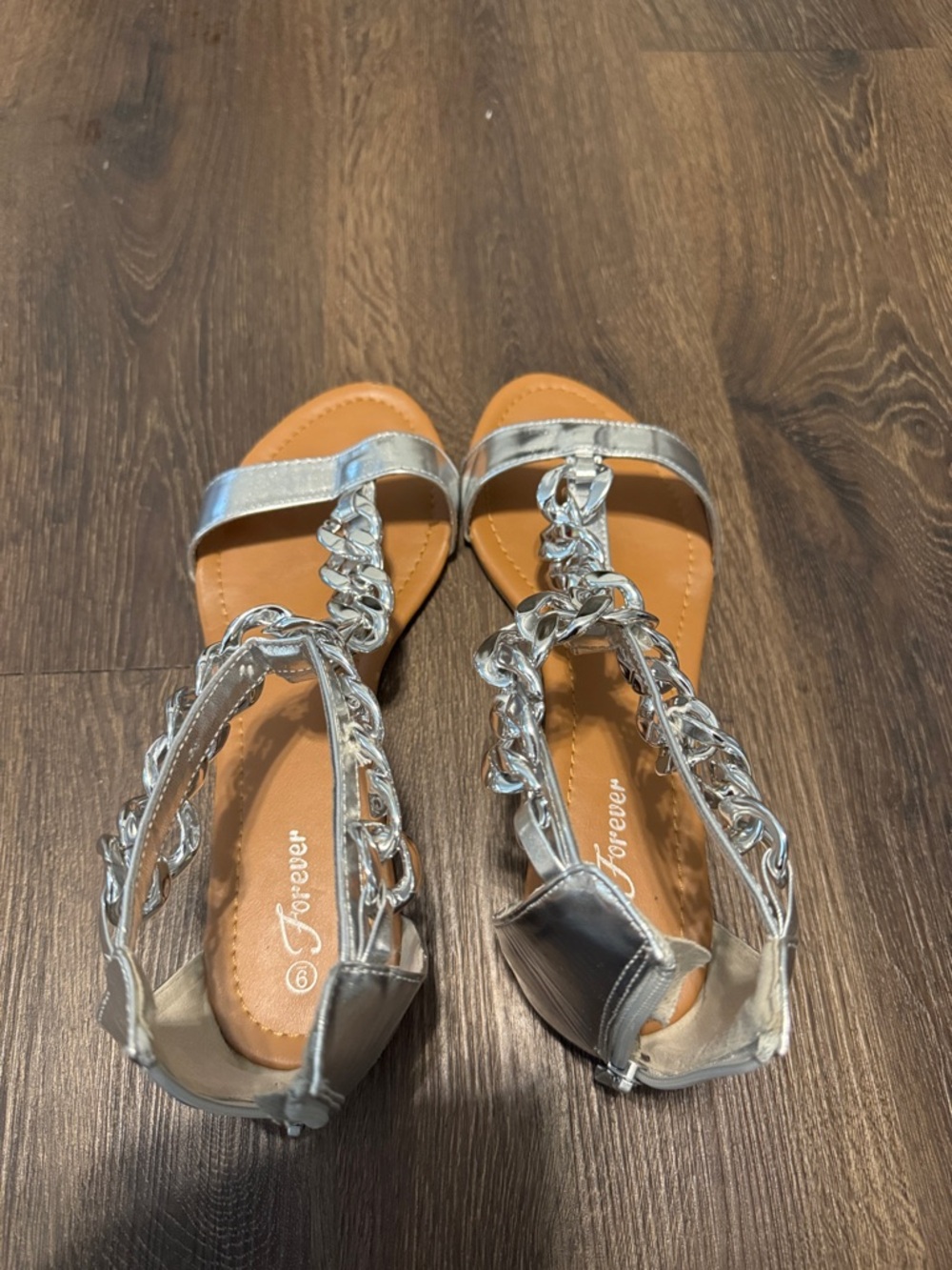 Forever 21 Silver Chain T-Strap Sandals with Tan Footbed - Picture 3 of 11